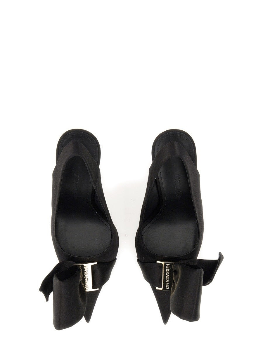 SANDAL WITH ASYMMETRICAL BOW