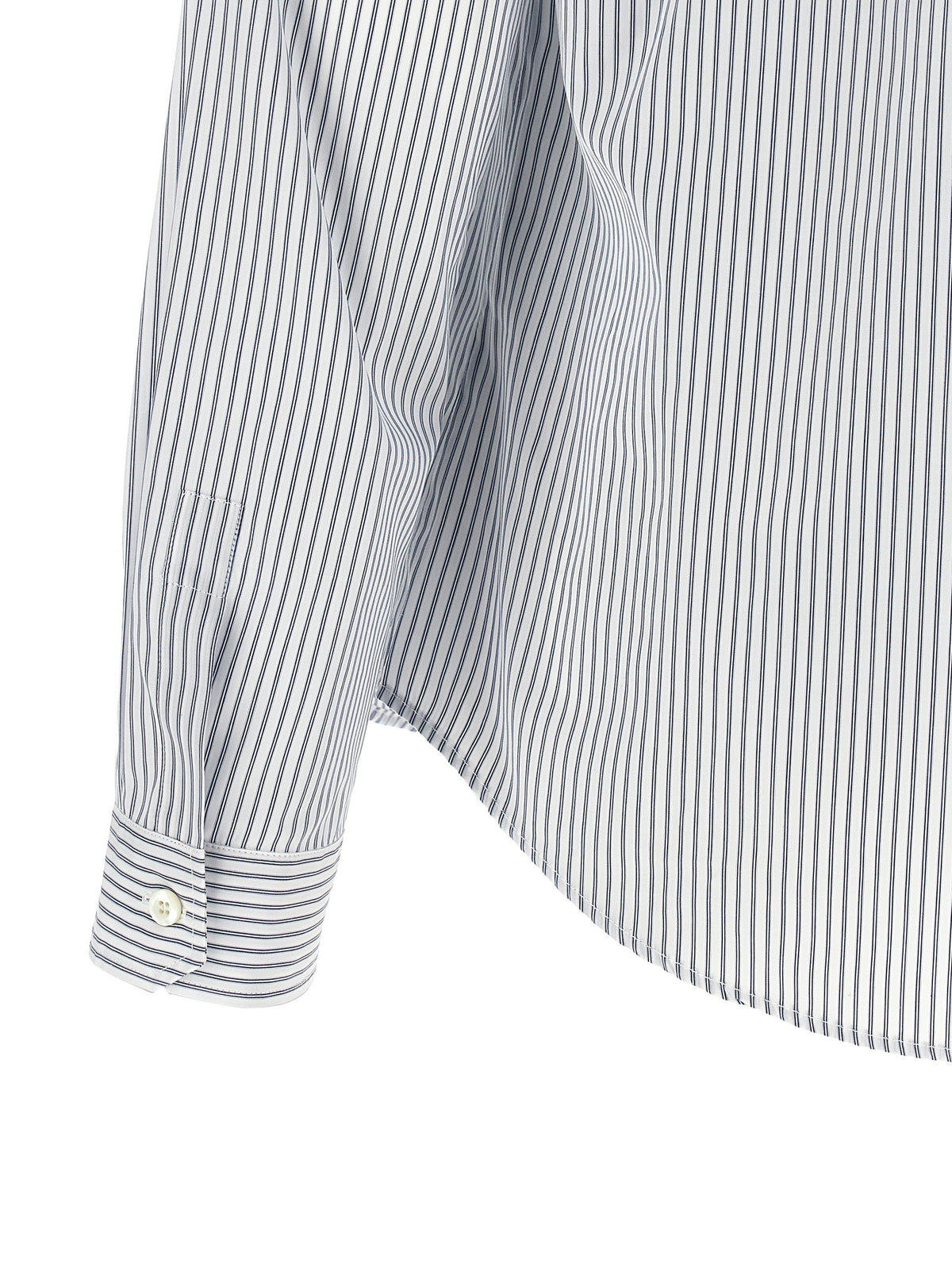 Shirt with contrast collar