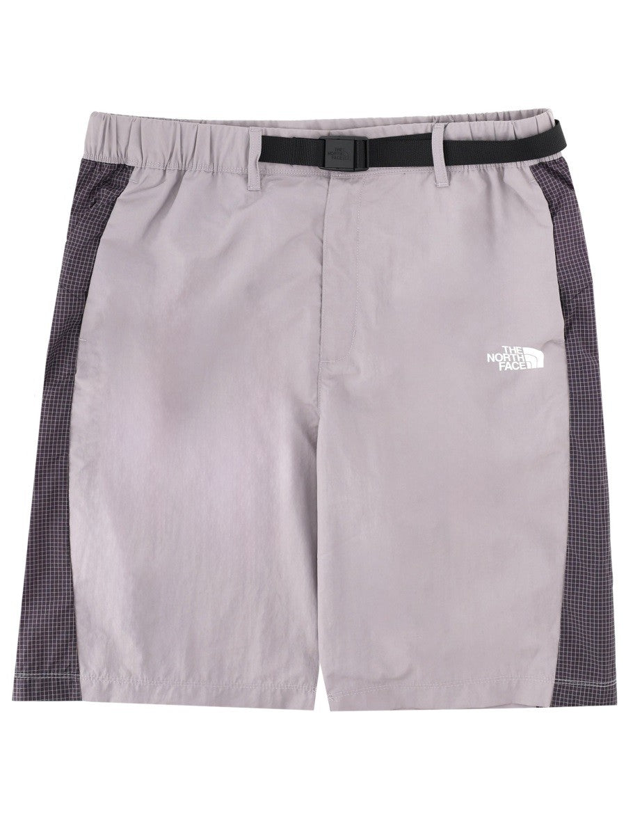 SHORTS CON CINTURA
