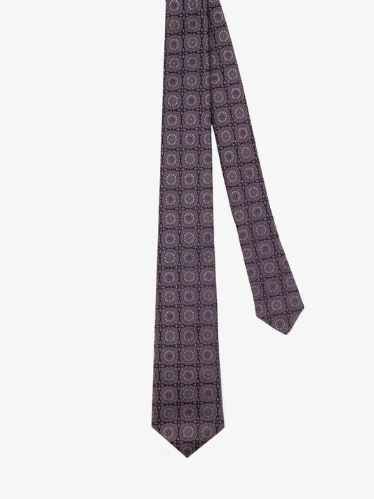 Silk tie with micro-pattern