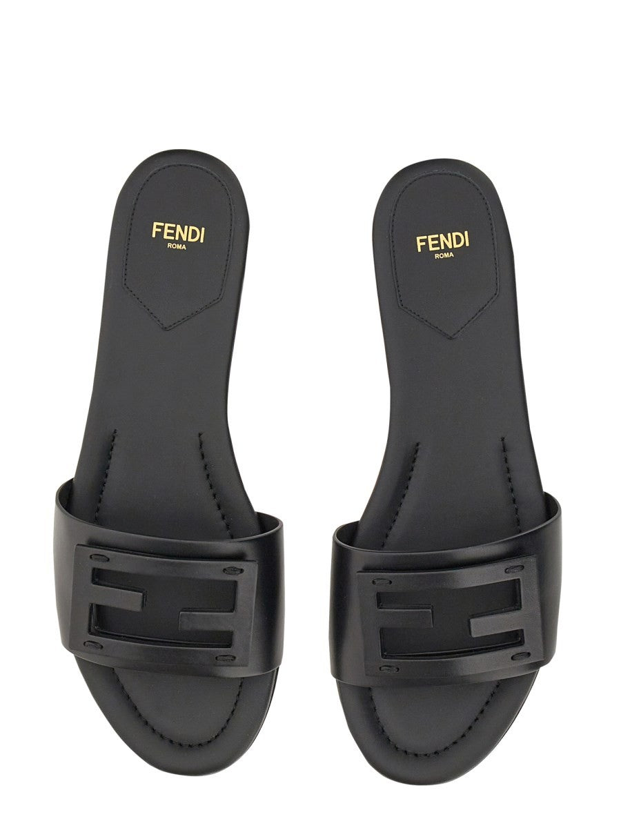 SLIDE IN PELLE