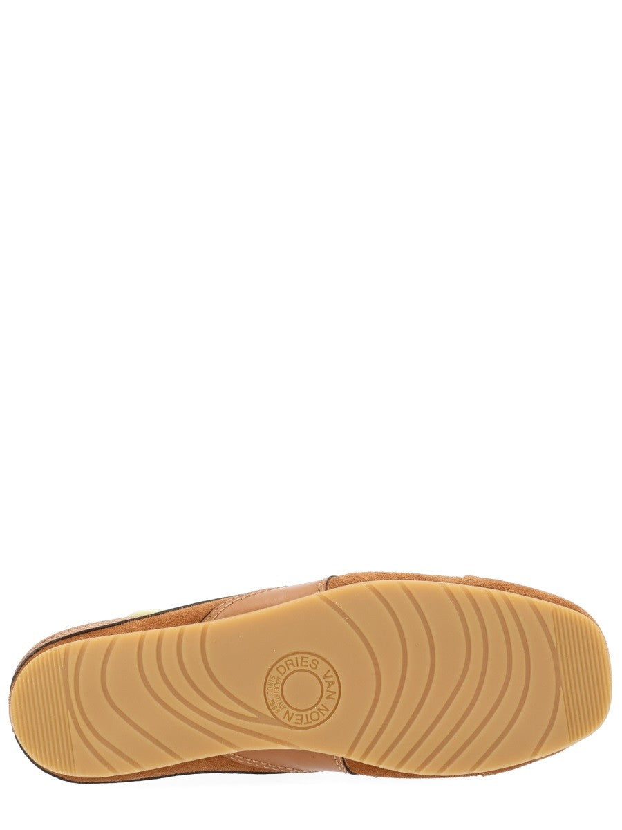 SLIP-ON SNEAKER