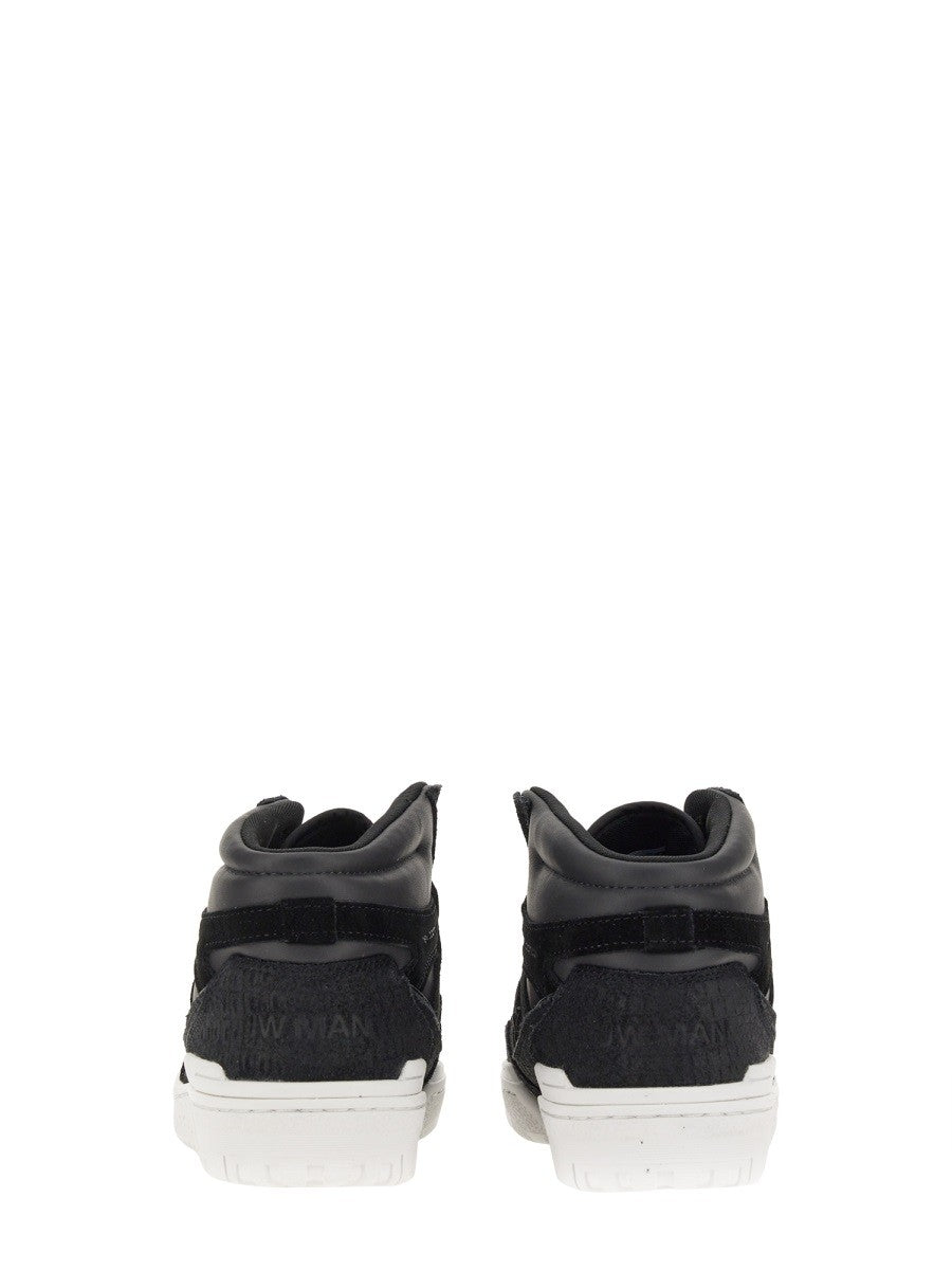 SNEAKER 650