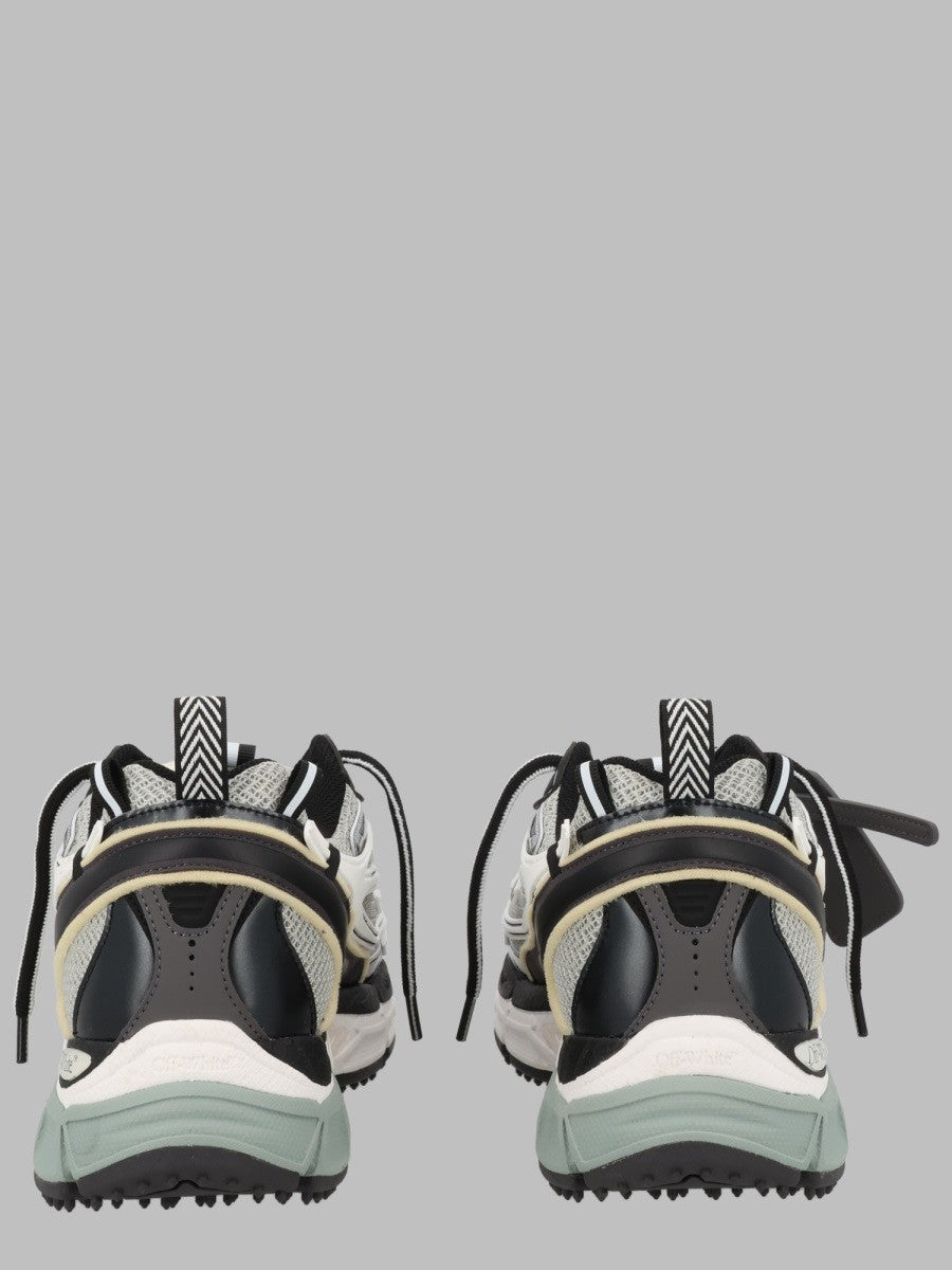 SNEAKER "BE RIGHT BACK"