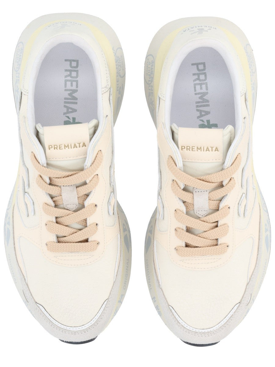 SNEAKER "LAURYN"