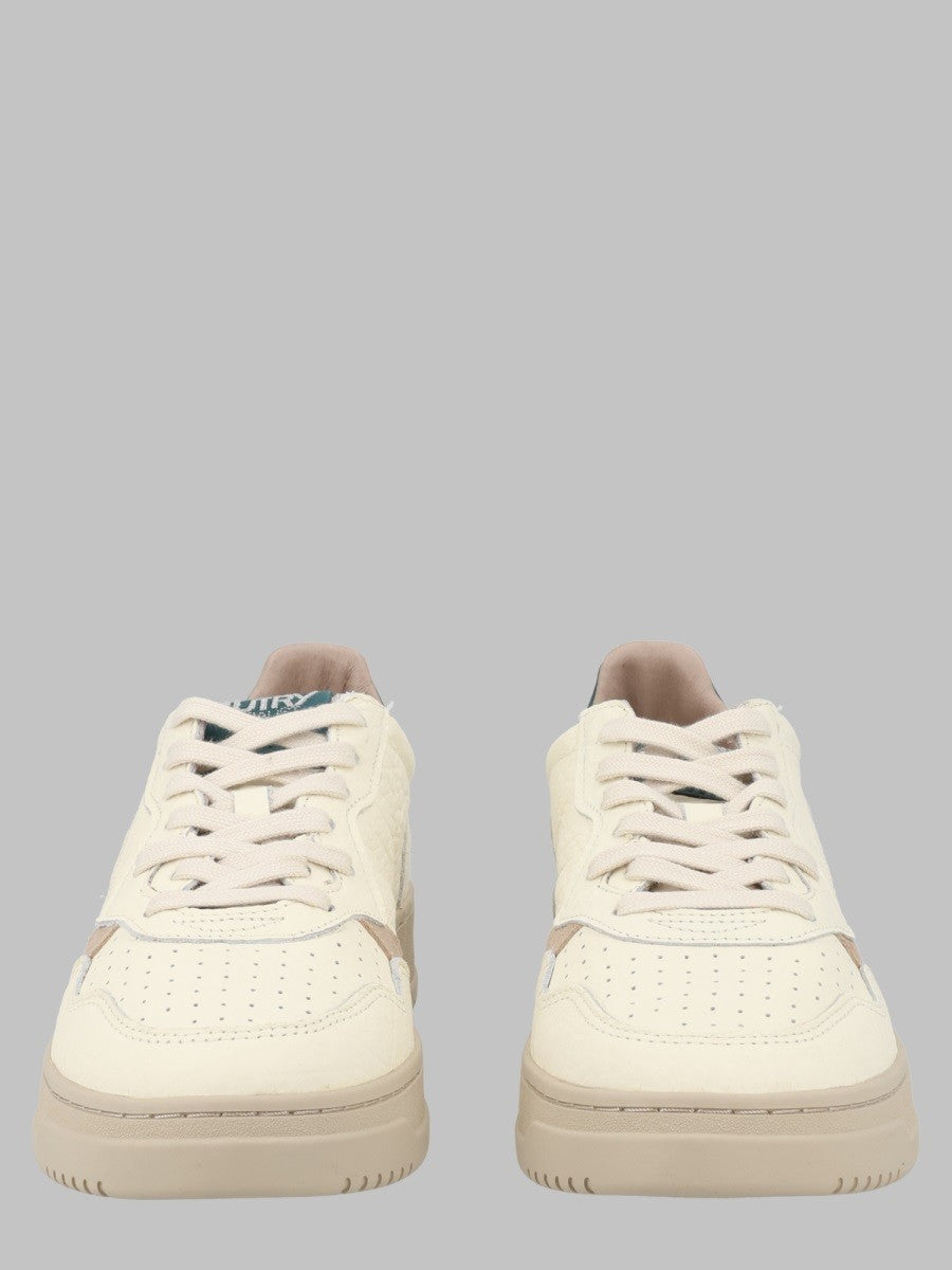 SNEAKER "MEDALIST LOW"