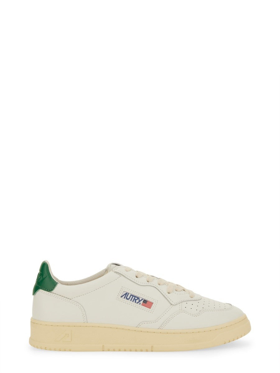 SNEAKER "MEDALIST LOW"