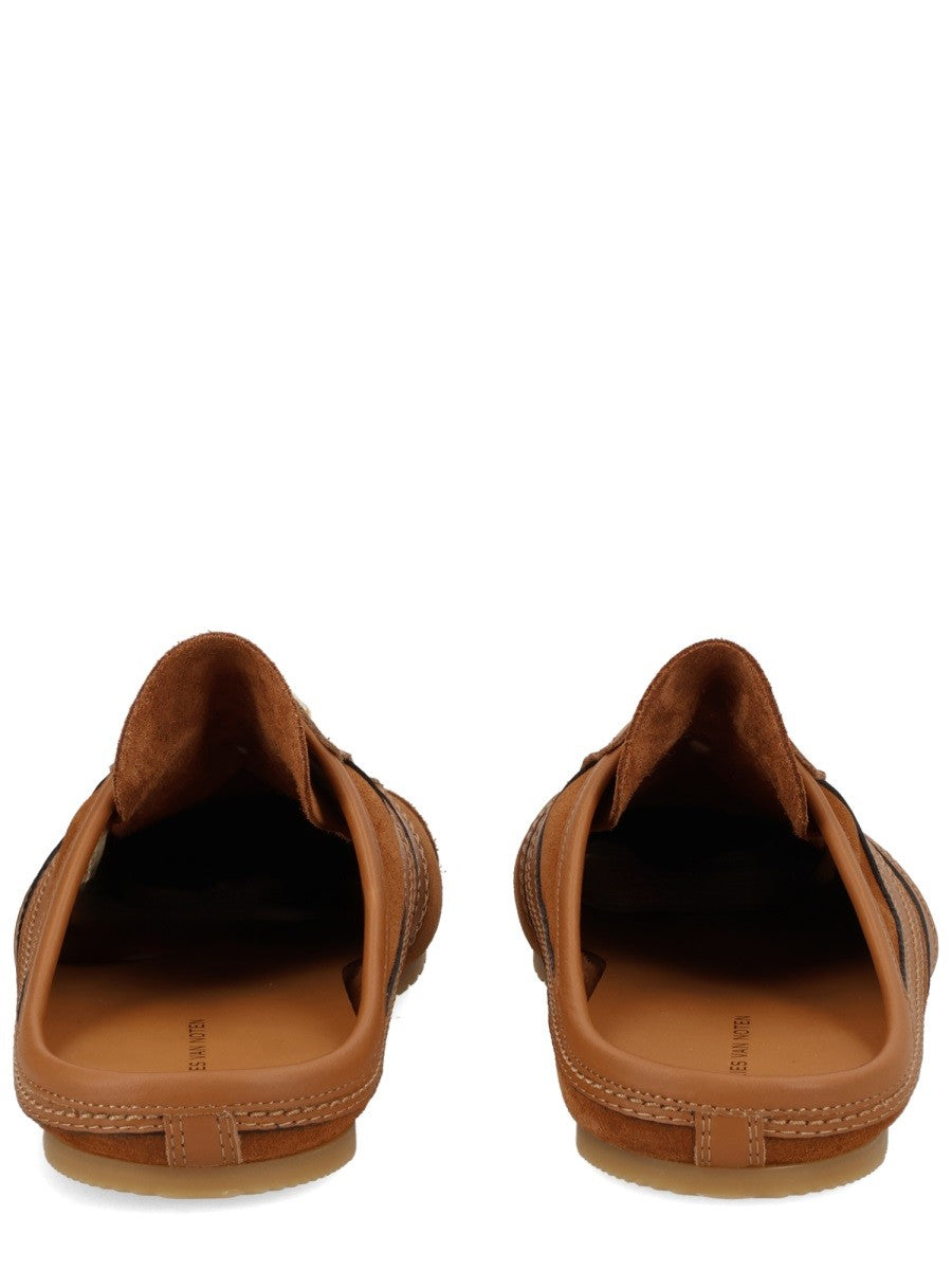SNEAKER MULE IN SUEDE
