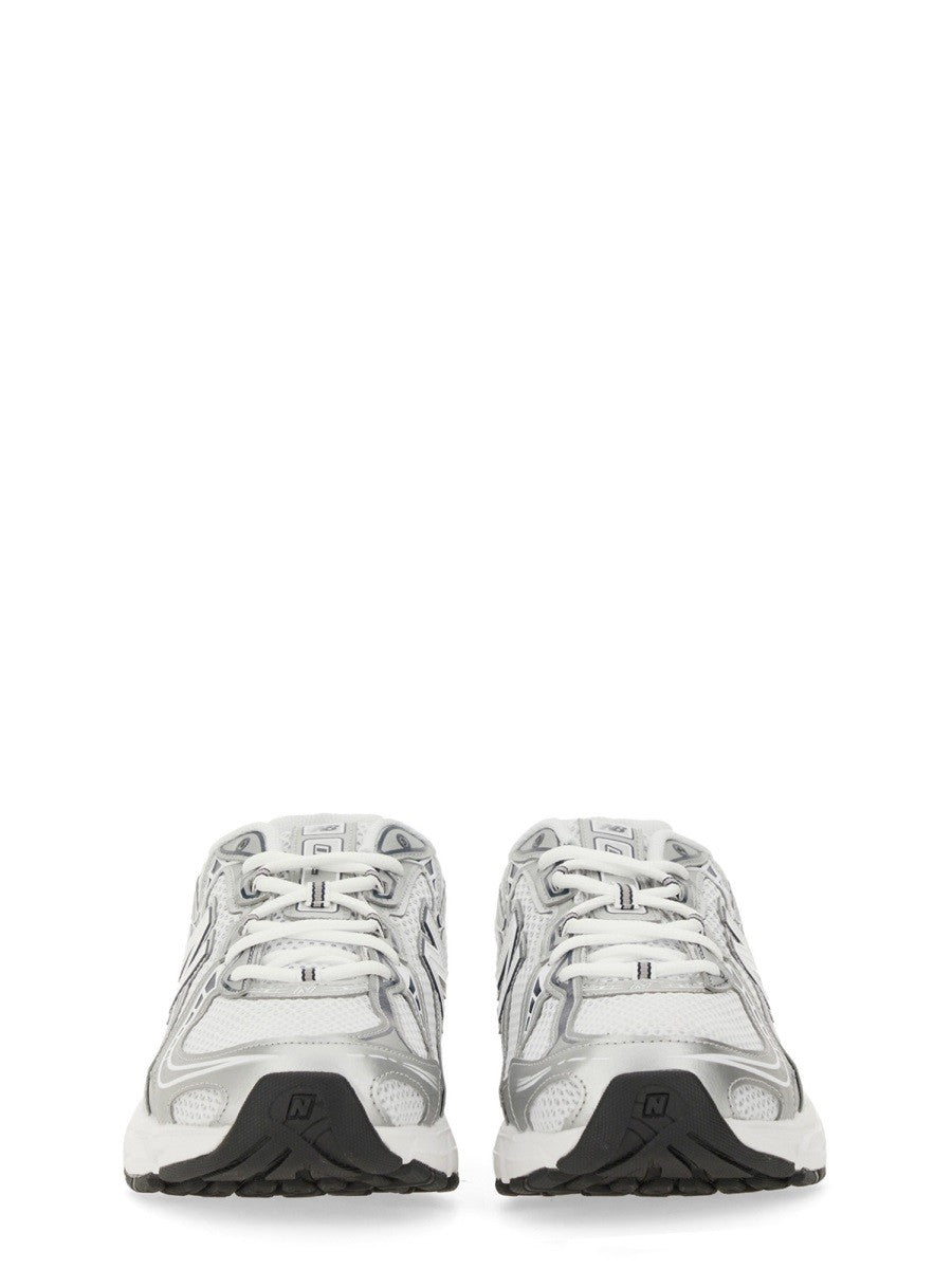 SNEAKER "U740"