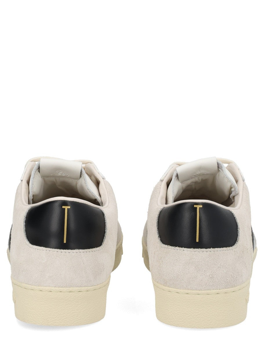SNEAKER WITH LOGO