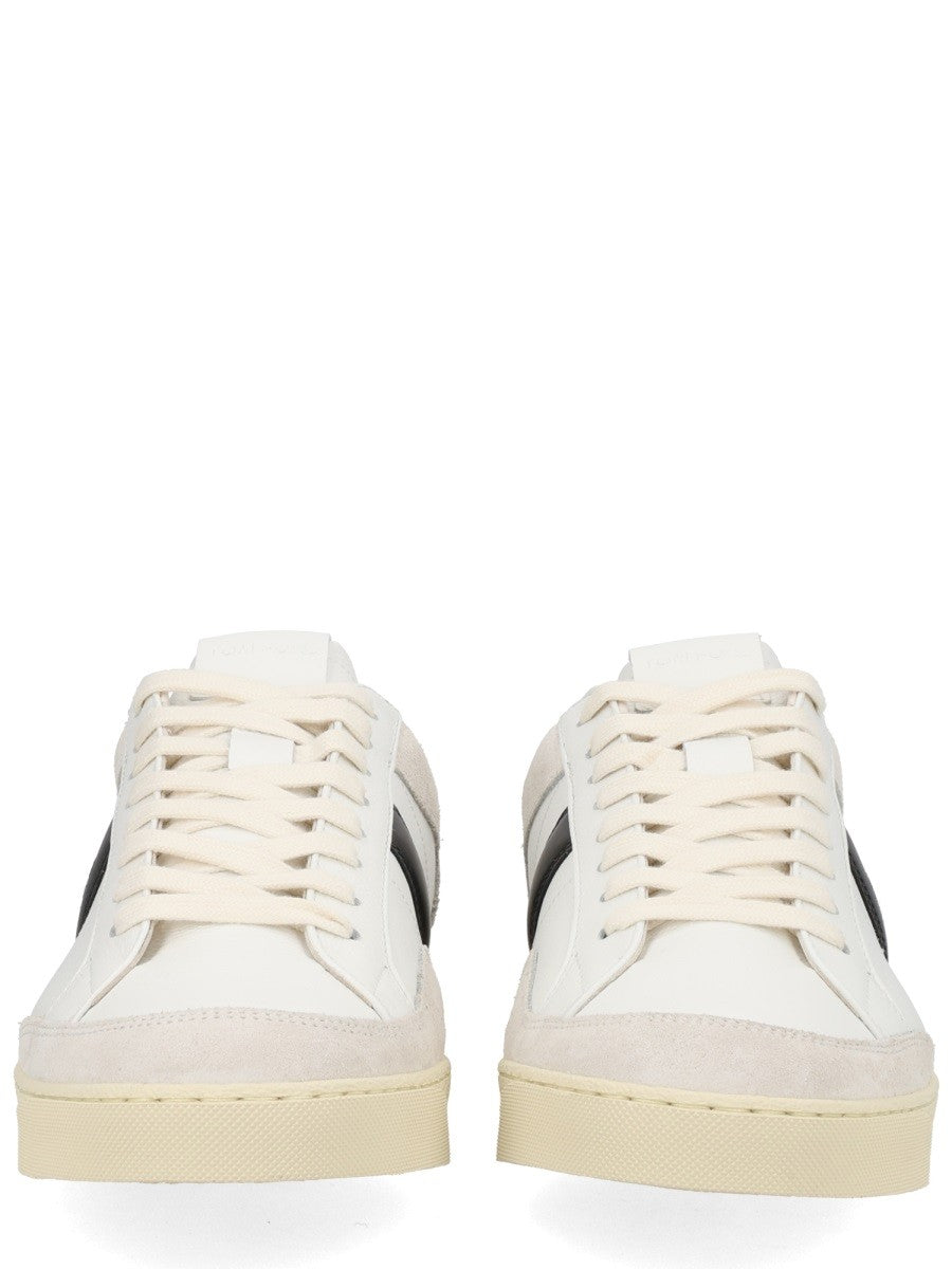 SNEAKER WITH LOGO