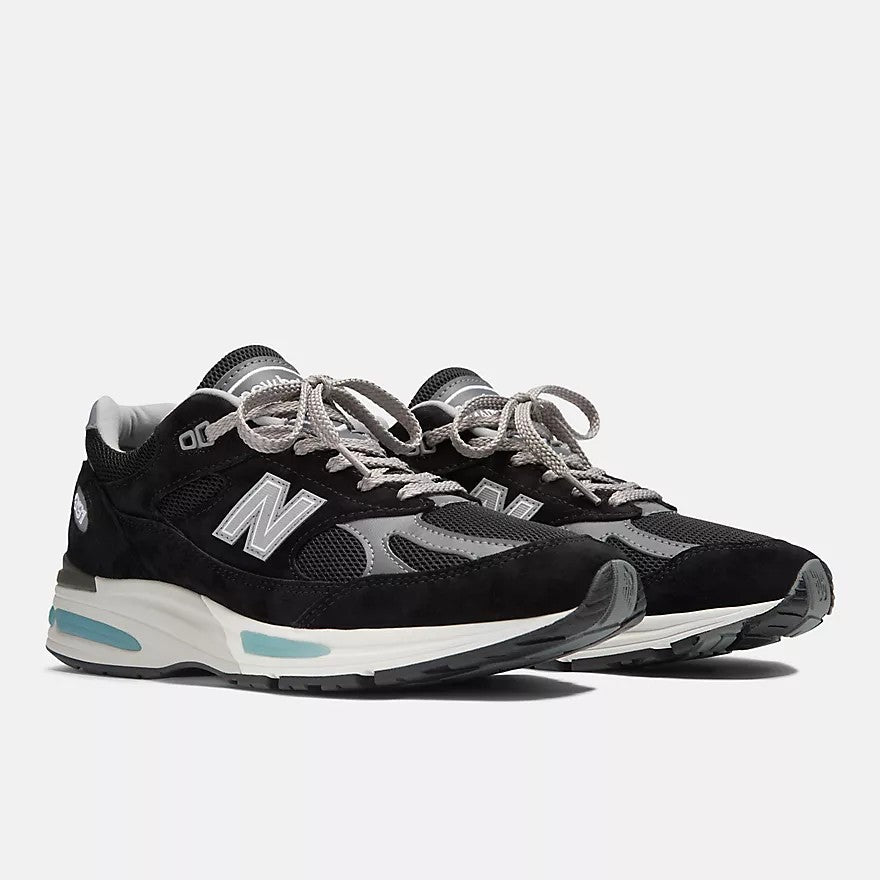 Sneakers U991BK2