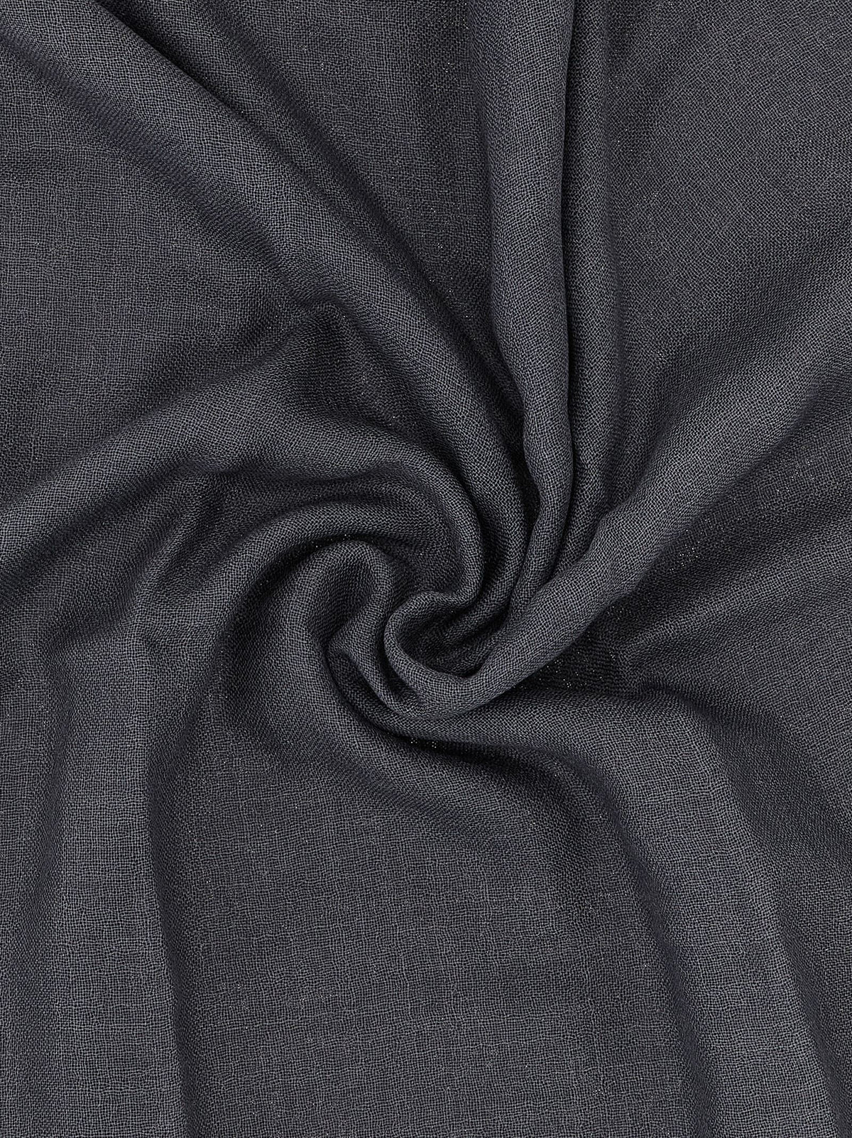 Stole with fringed profiles