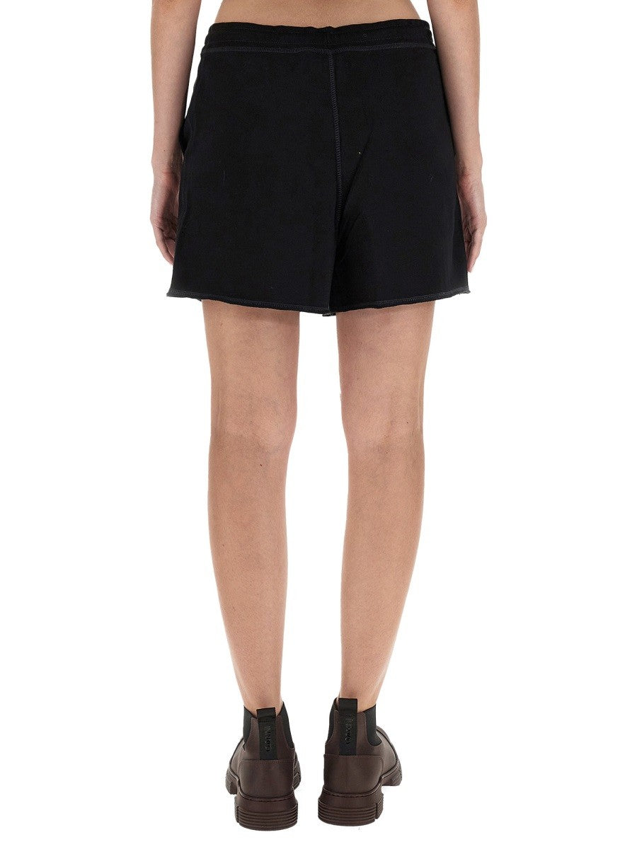 SWEAT SHORTS.