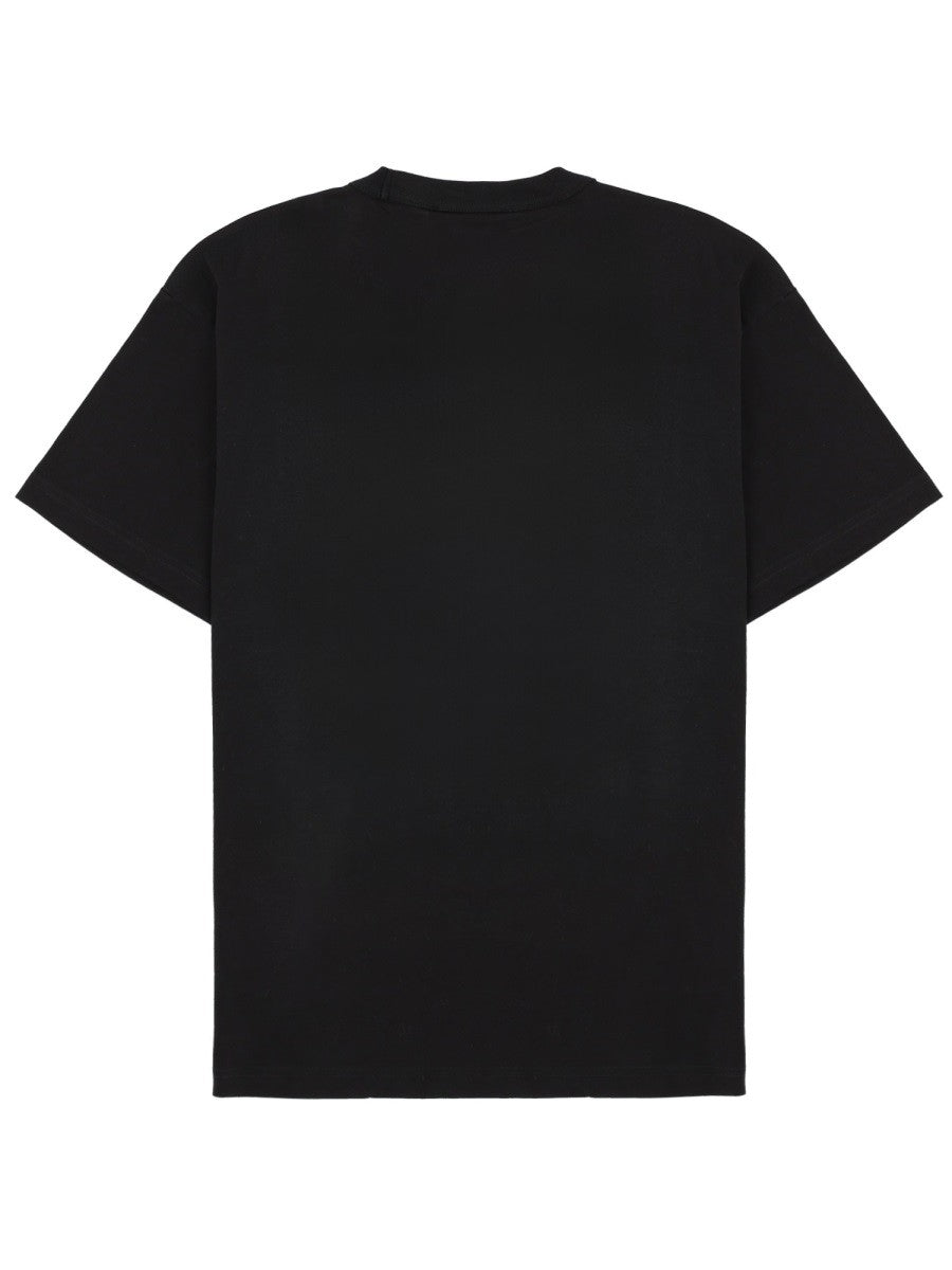 T-SHIRT CON STAMPA
