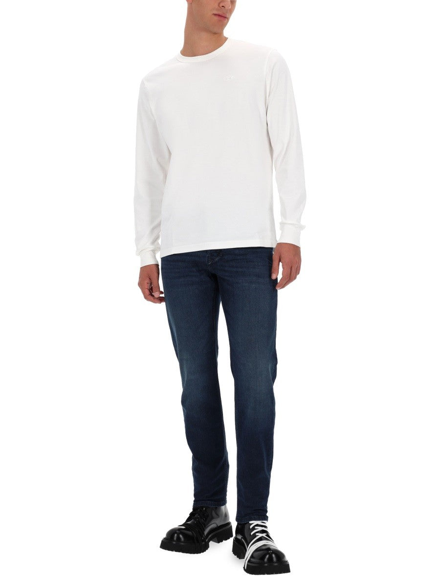 T-SHIRT WITH EMBROIDERED LOGO