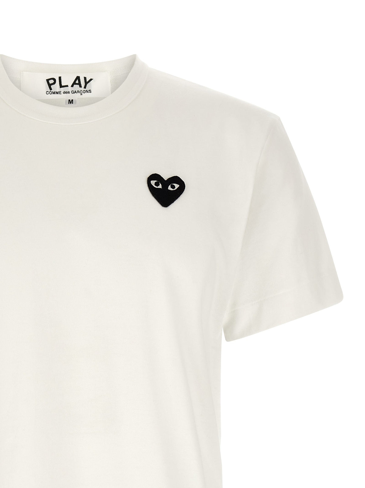 T-Shirt with heart patch