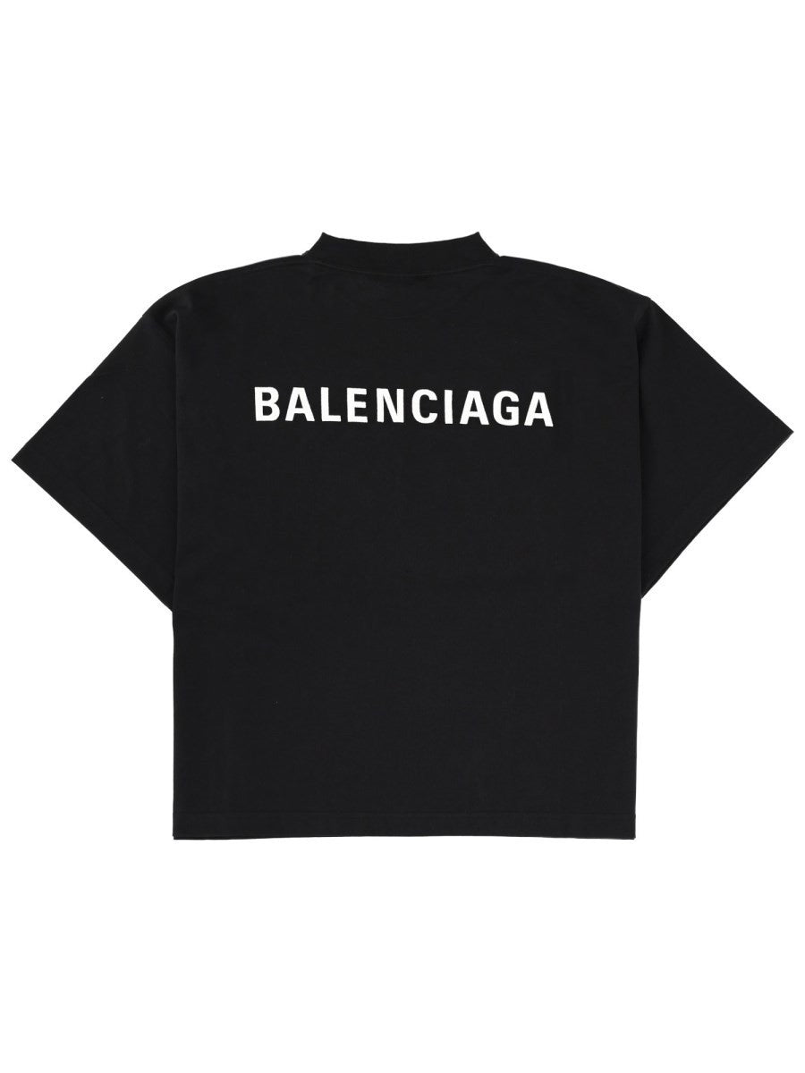 T-SHIRT WITH LOGO