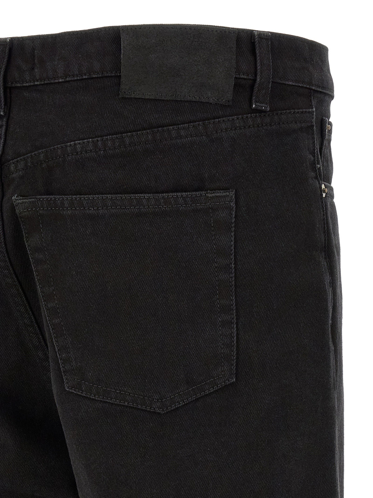 Tapered leg jeans