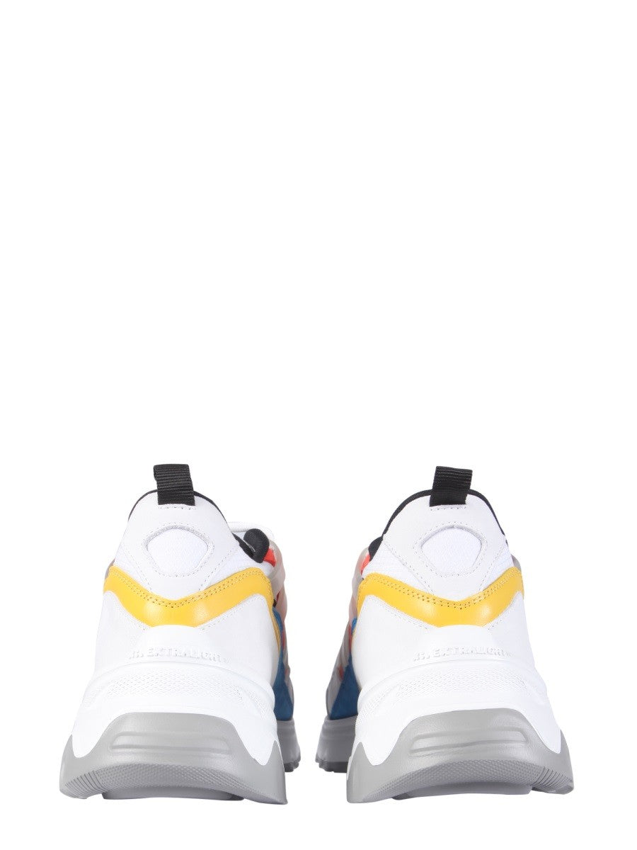 TRAINERS SNEAKERS