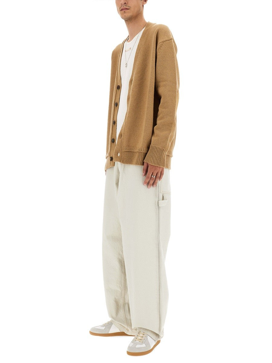 V-NECK CARDIGAN