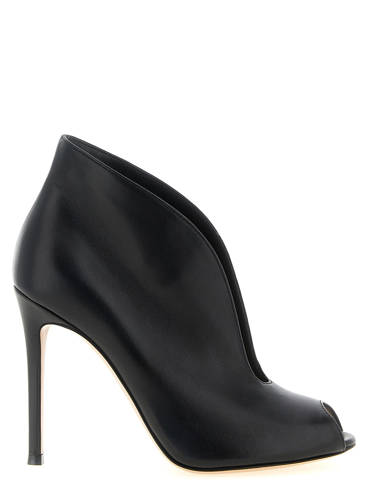 'Vamp' ankle boots