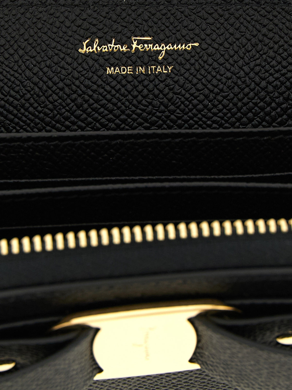 'Vara' bow card holder