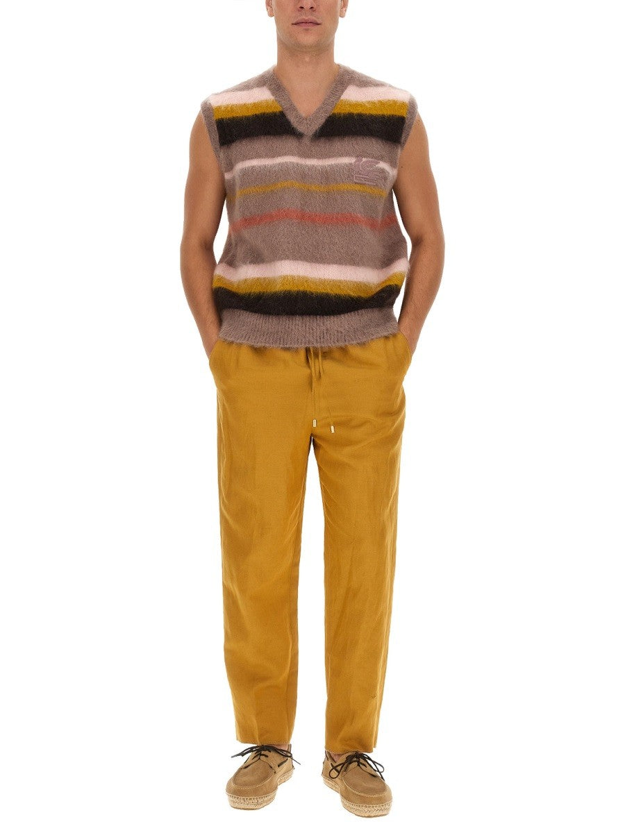 VEST WITH STRIPE PATTERN