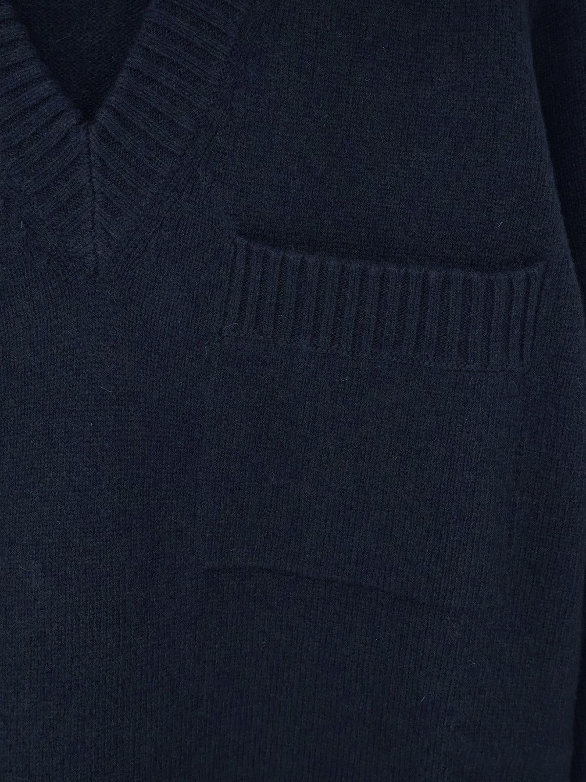 Virgin wool and cashmere sweater