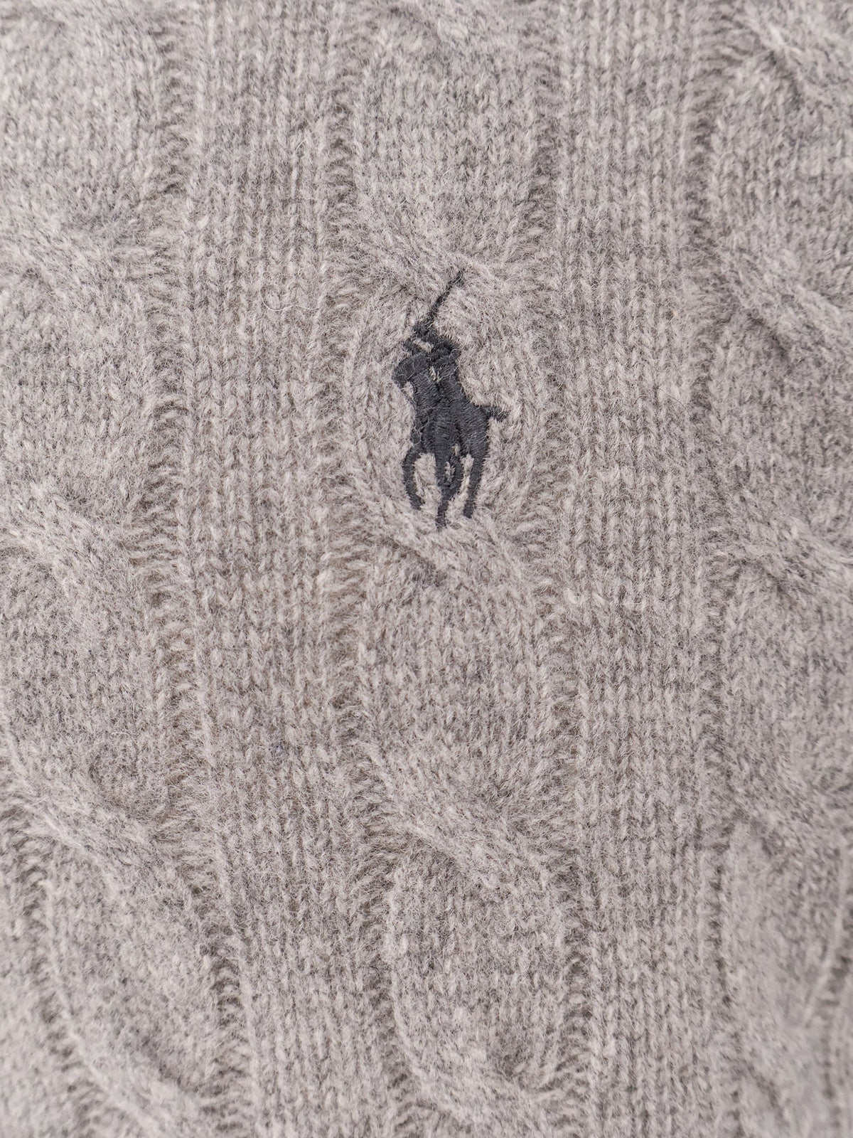 Wool an cashmere cable knit sweater