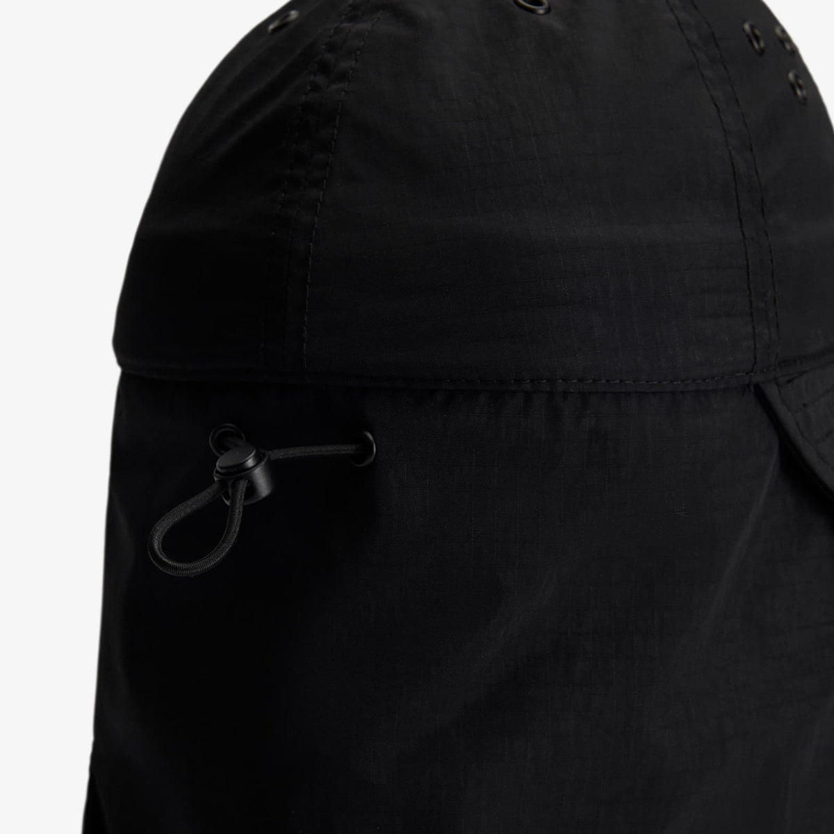 Y-3 يوتل بغطاء رأس أسود
