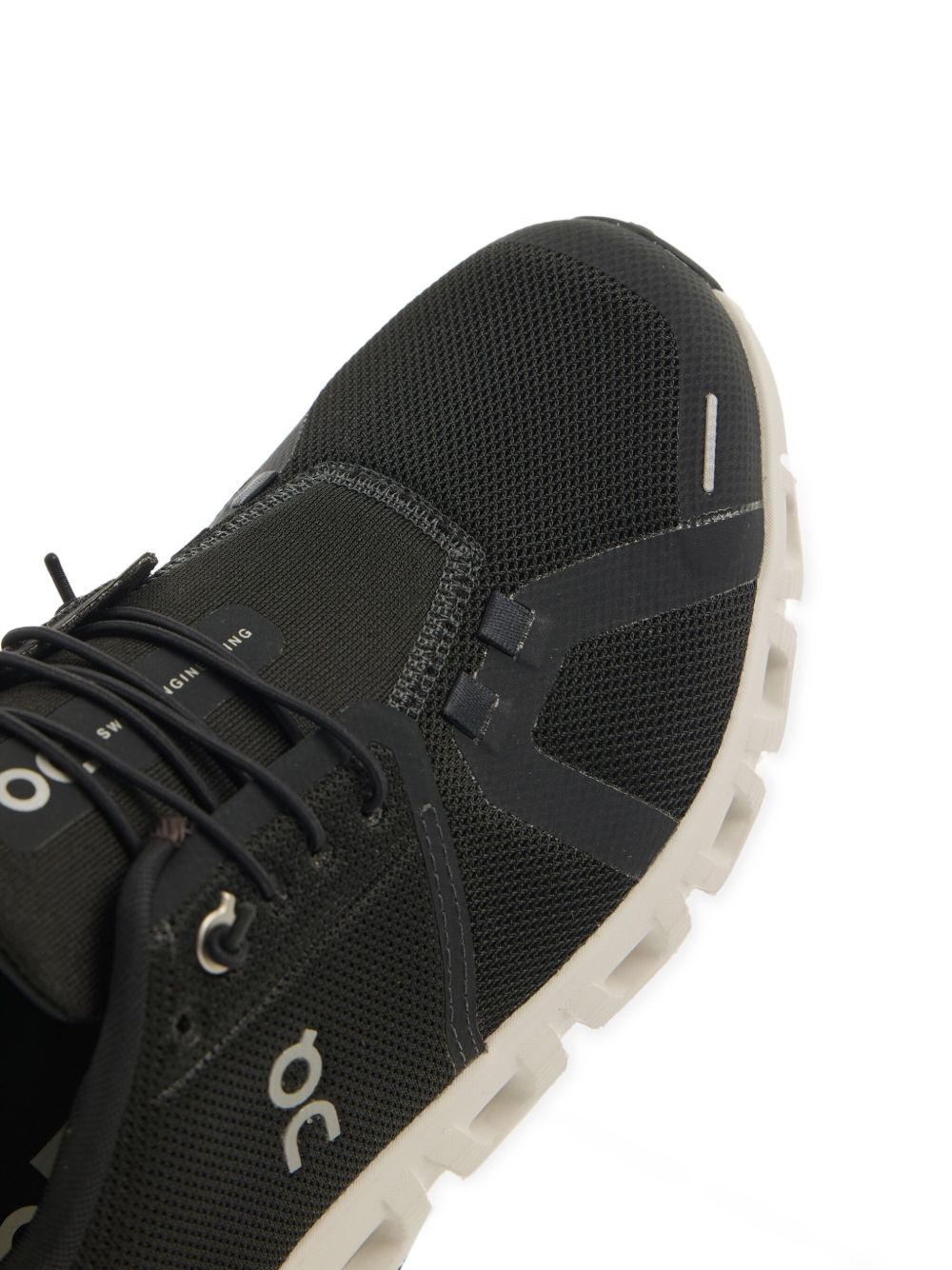 On ON Cloud 6 Sneakers