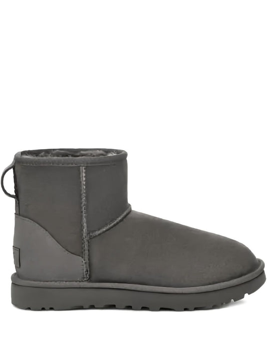 UGG UGG Classic Mini II boot,