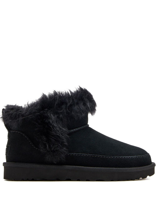 UGG UGG Classic Ultra Mini Chalet Boots