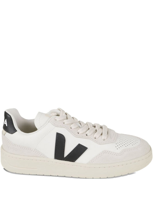 Veja Veja V-90 Sneakers
