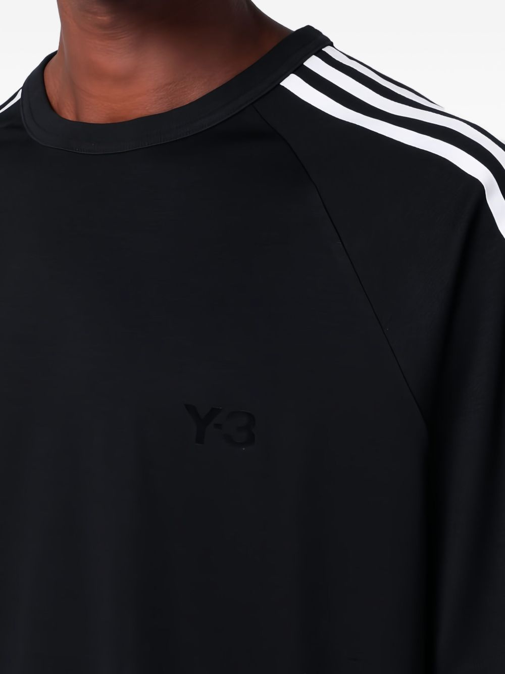 تيشيرت بشعار Y-3