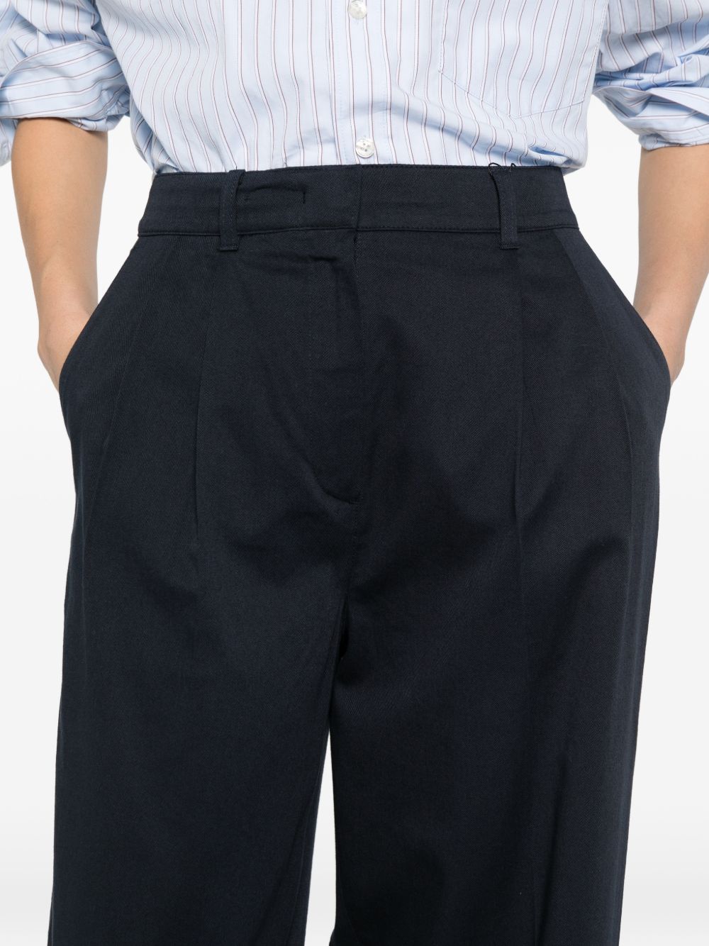 Dunst Dunst Cotton blend chino trousers