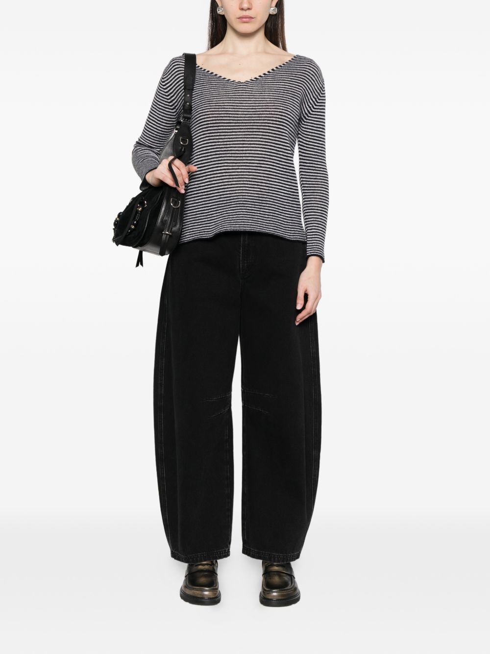 Beyou Beyou V-neck long sleeves Cashmere v-necked sweater