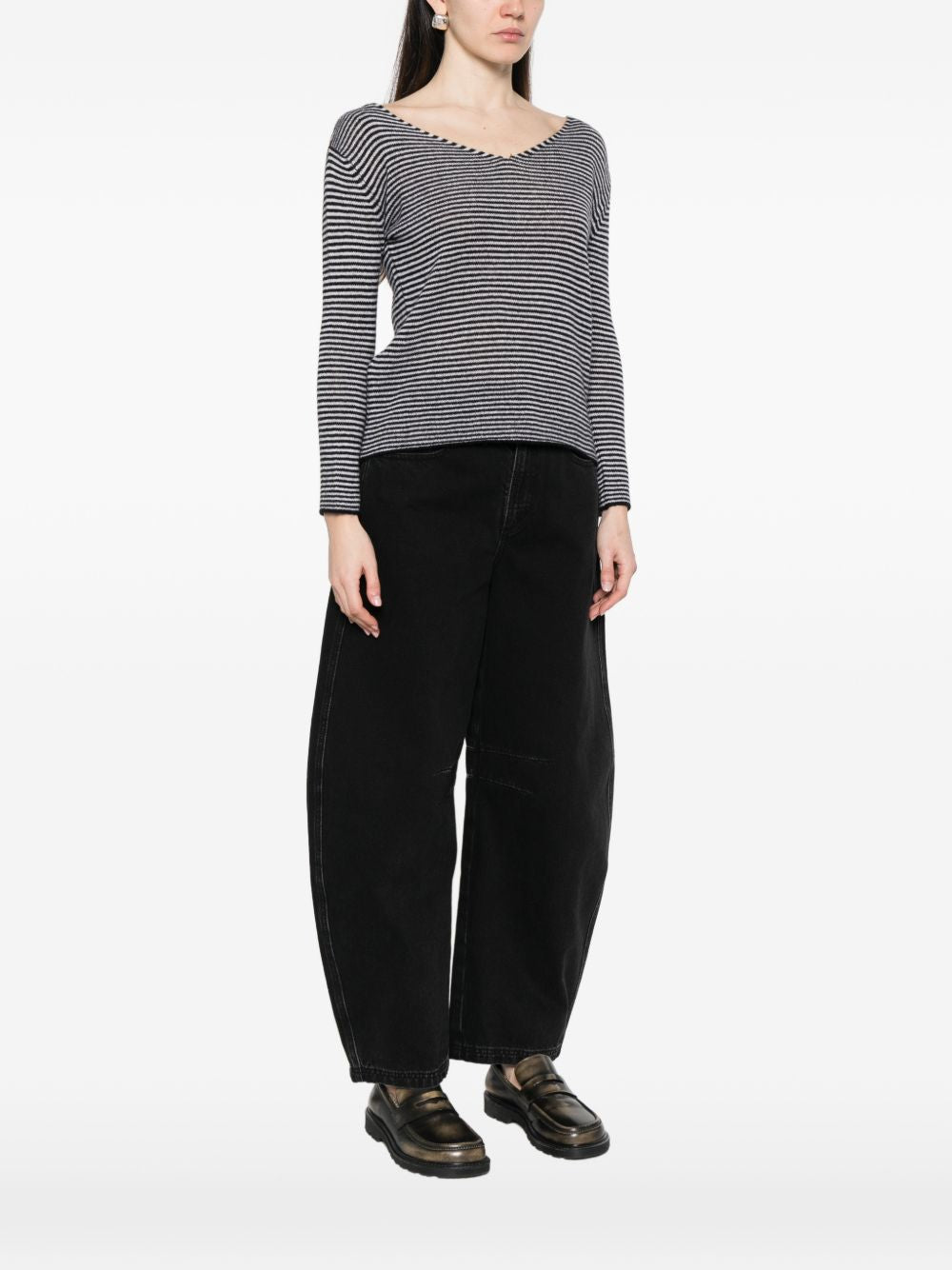 Beyou Beyou V-neck long sleeves Cashmere v-necked sweater