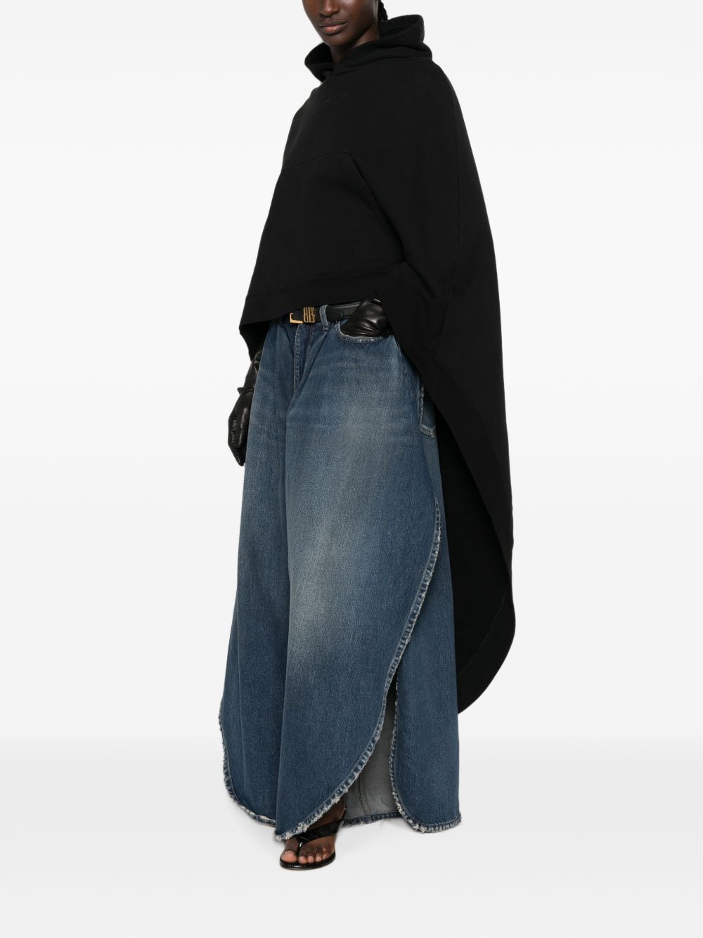 قميص بالنسياغا