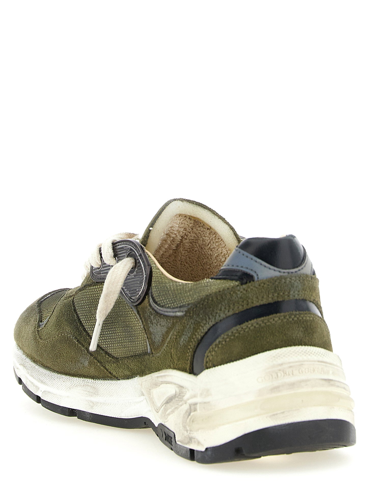 حذاء Golden Goose Running Dad الرياضي الجديد
