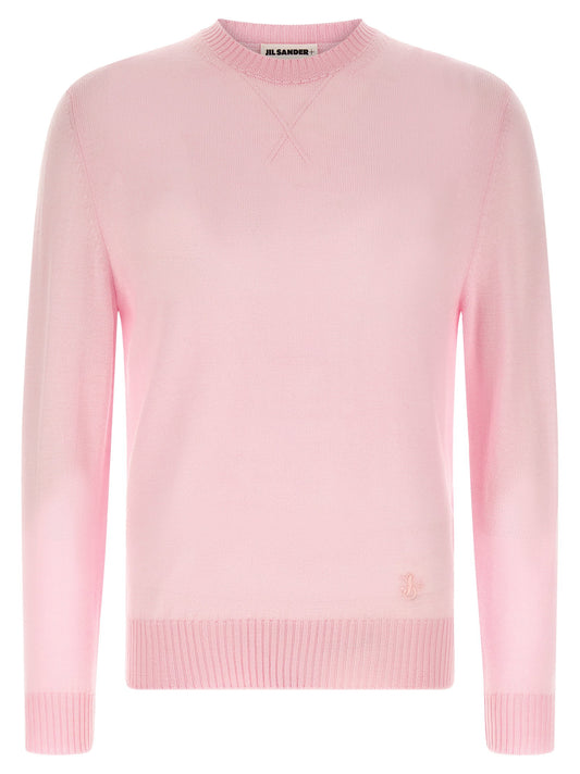 كنزة Jil Sander مطرّزة بالشعار