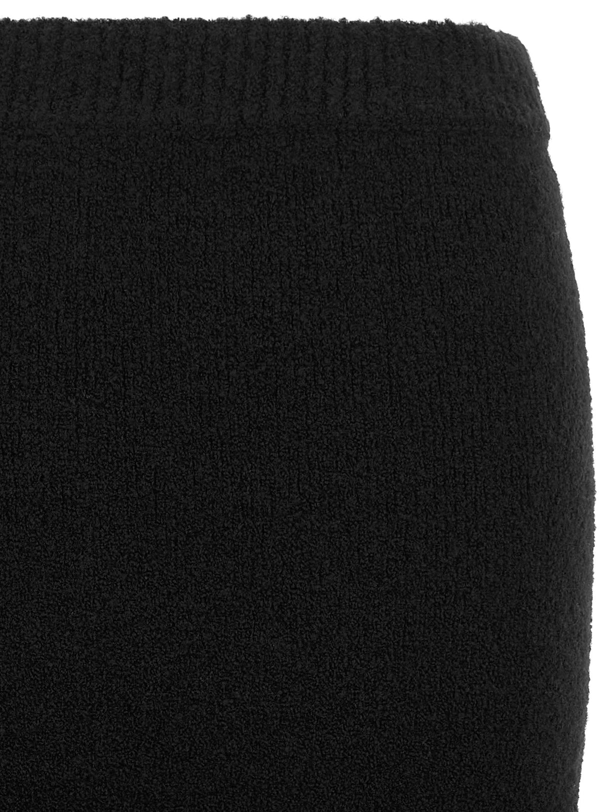 Asymmetrical hem skirt