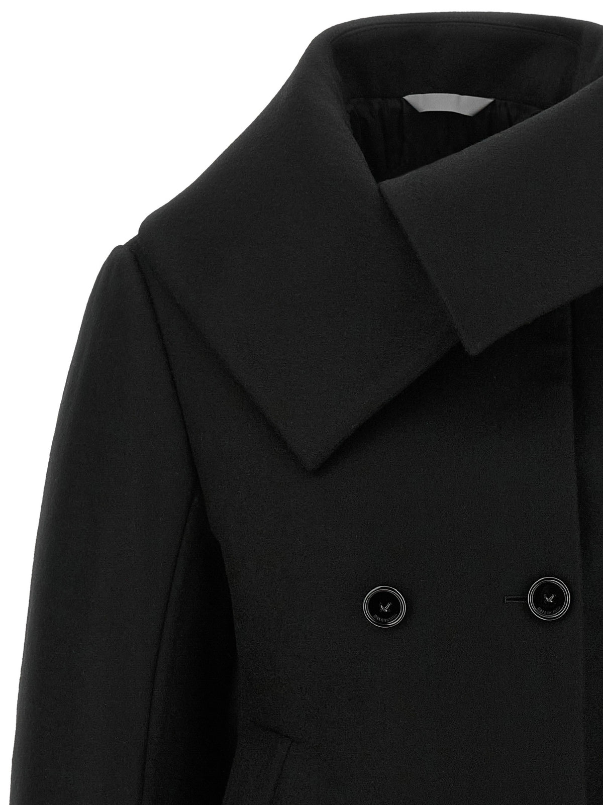 Asymmetrical neck caban