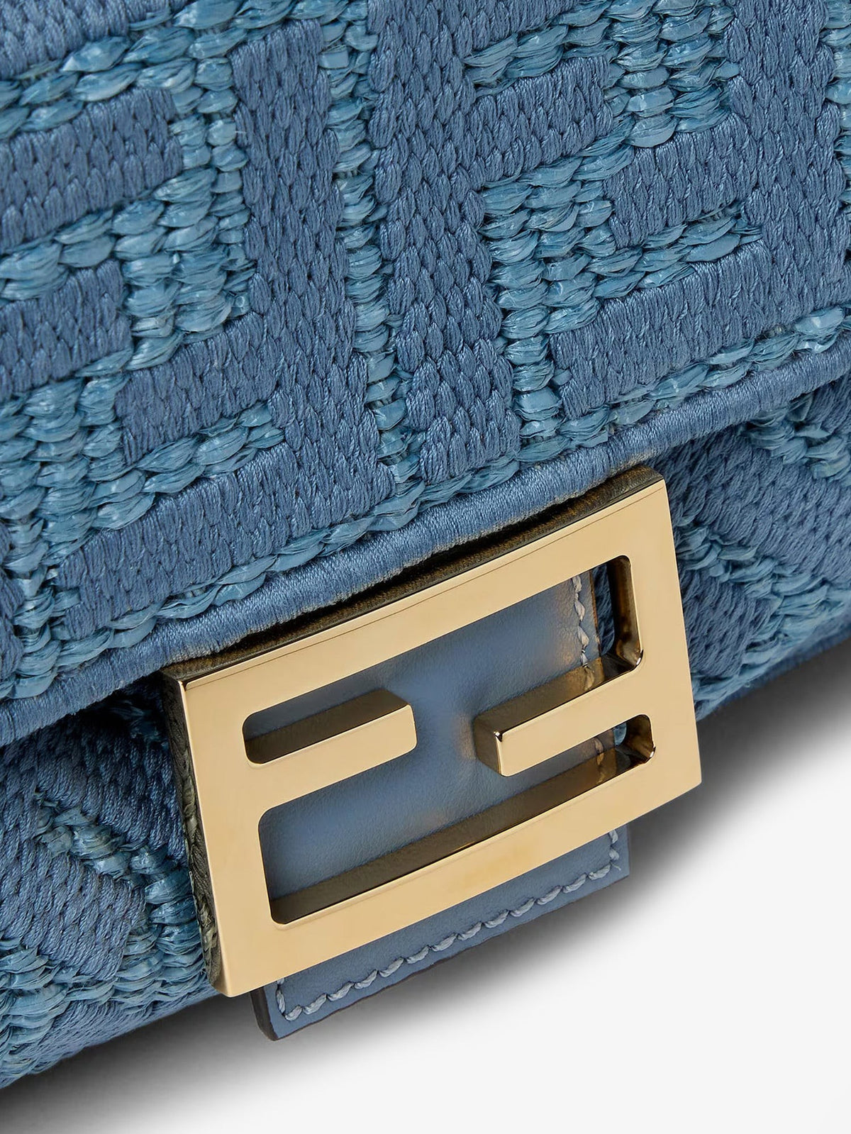 Baguette® handbag in raffia with all-over FF embroidery