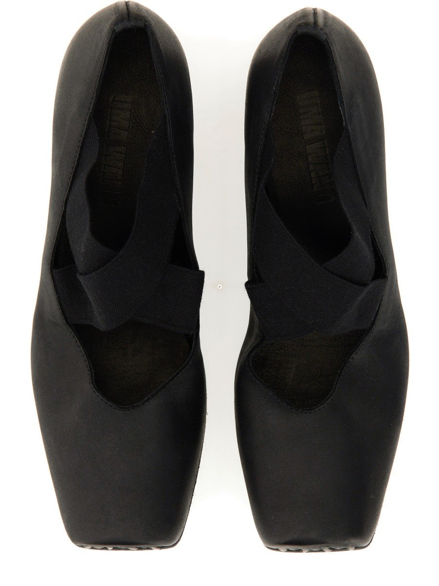Ballerina In Pelle Con Tacco Medio