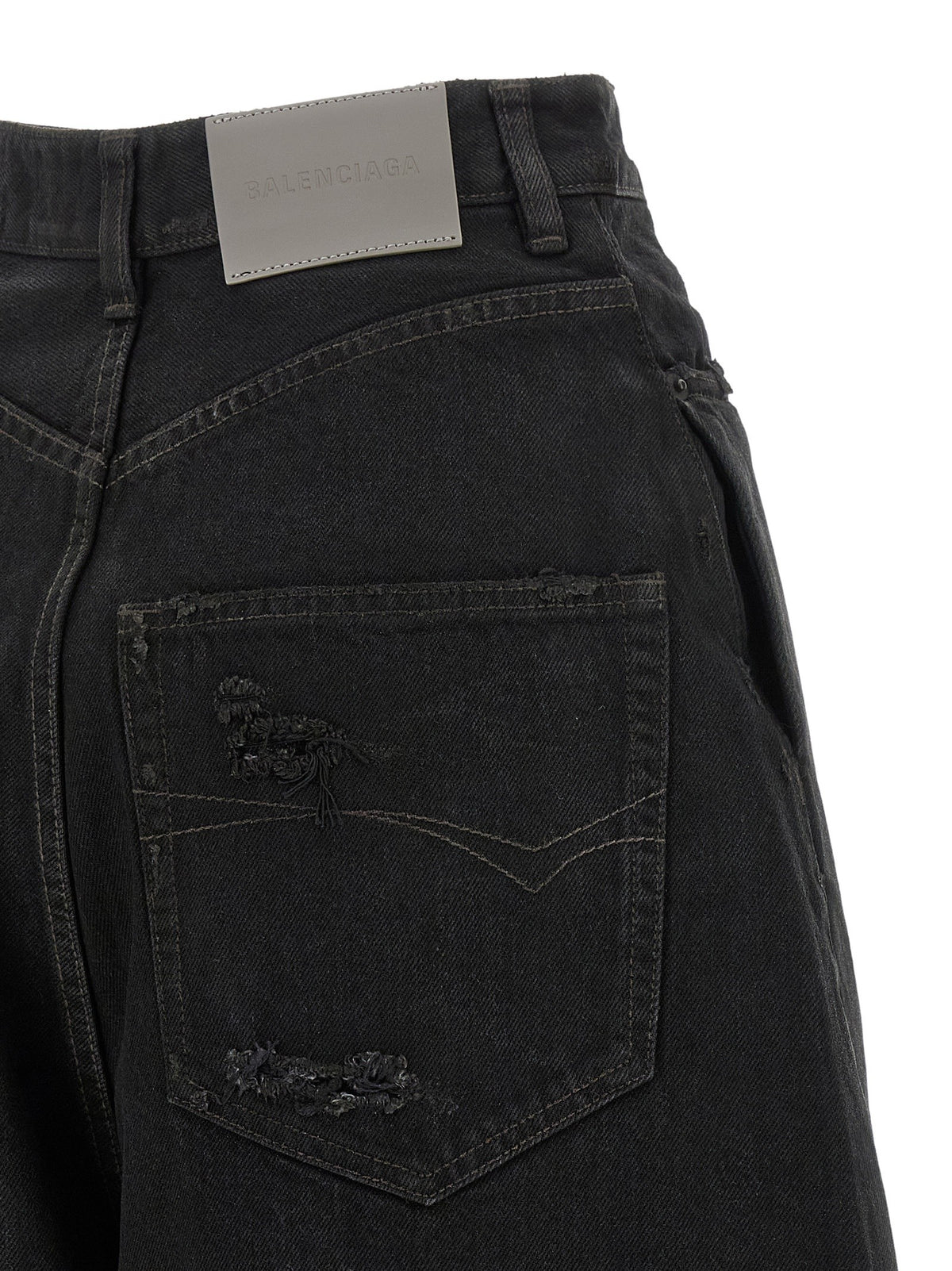 Barrel leg jeans