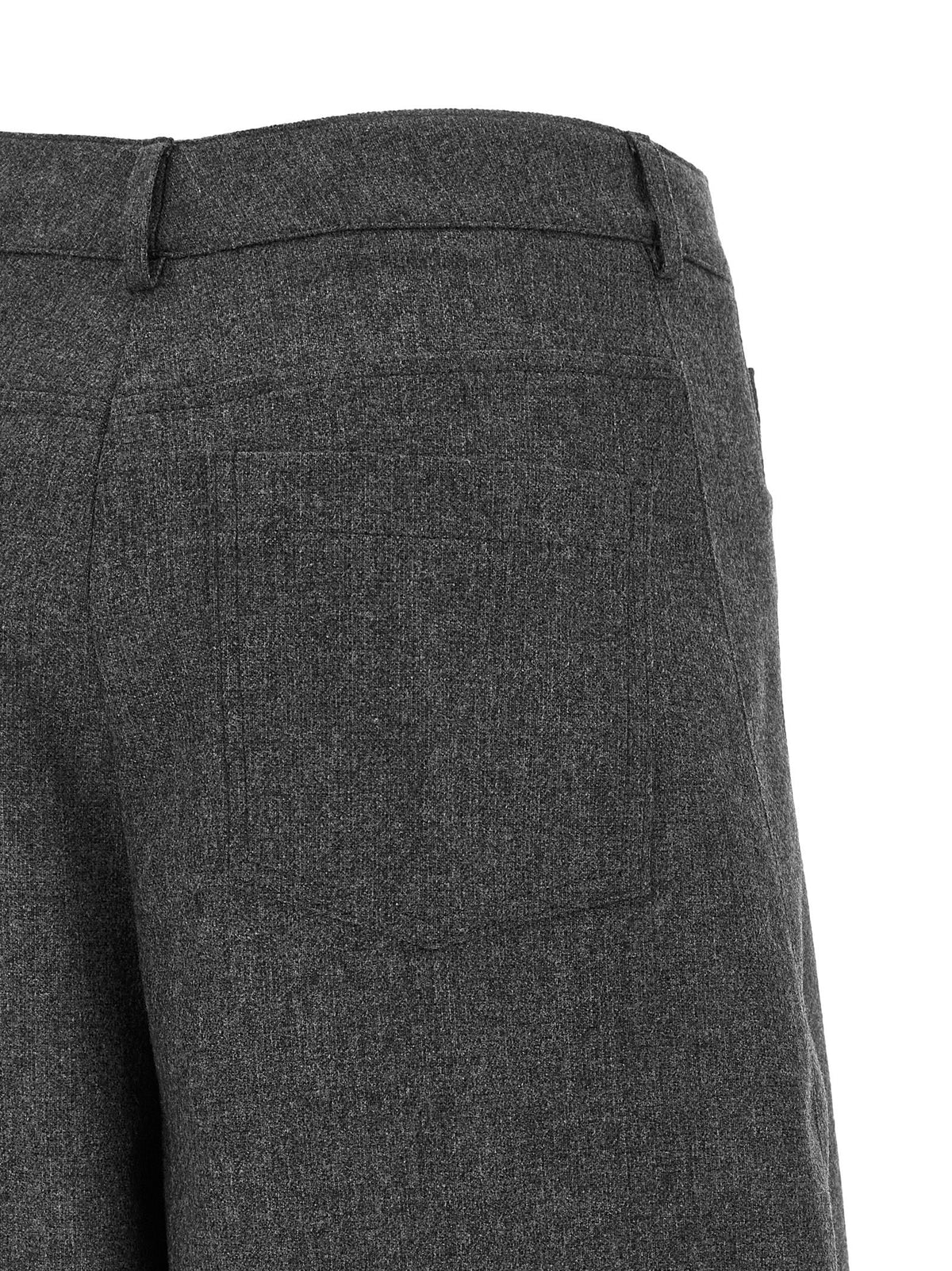 Barrel silhouette pants
