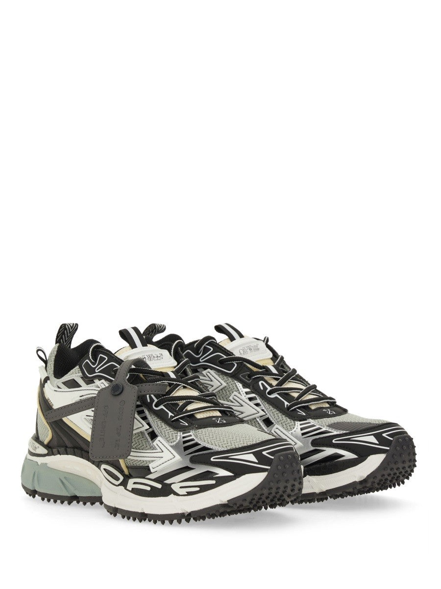 "BE RIGHT BACK" SNEAKER