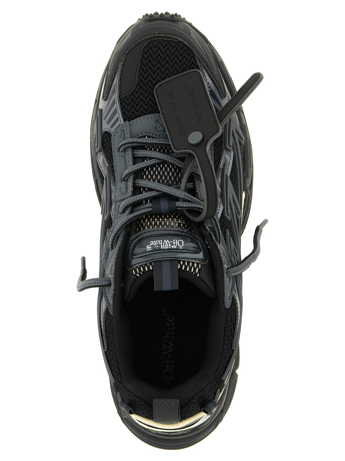 'Be right back' sneakers